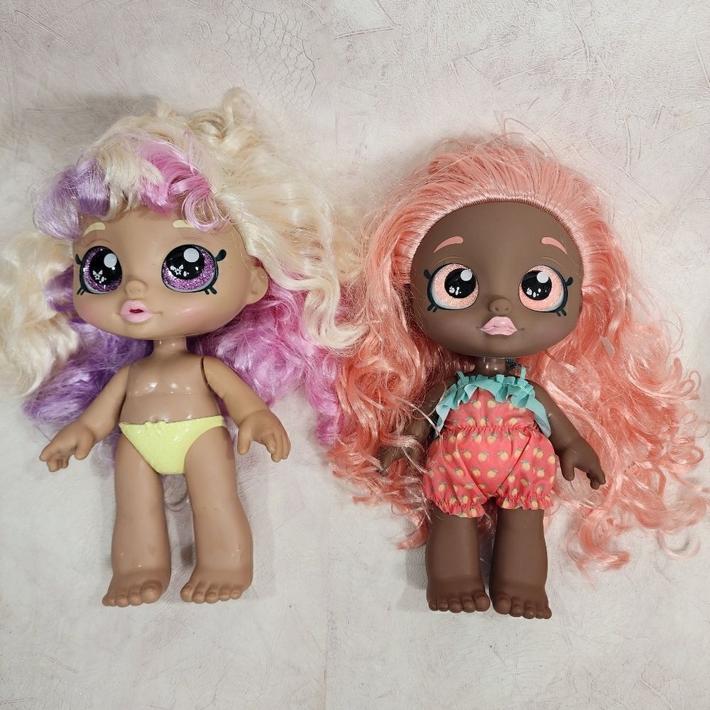 2 Kindi Kid 10" Dolls‎